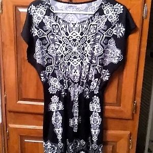 BALLEY BLUE Small/Medicare Black & White Design Dress